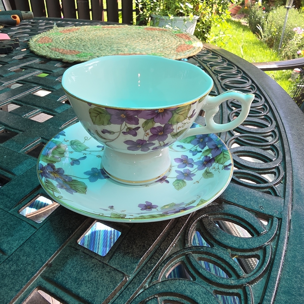 Lefton China tea cup and saucer musical